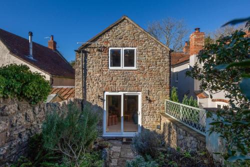 Cosy Cottage in the Mendip Hills Private Parking
