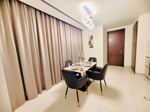Exquisite 1Br Creek Vista Grande, Dubái (foto 8)