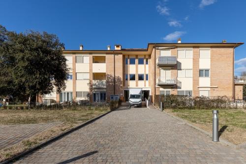 A szálláshely kívülről, GuestHost -Seaside Studio with Swimming Pool and Parking in Tirrenia
