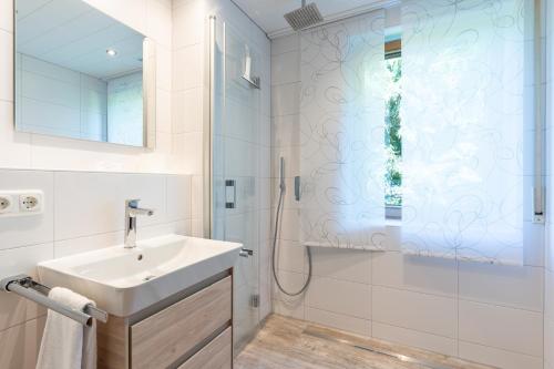 Two-Bedroom Apartment image 6