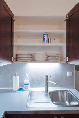 Navratilova Apartment - image 9