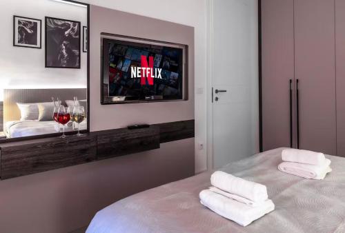 One-Bedroom Premium Apartment image 10