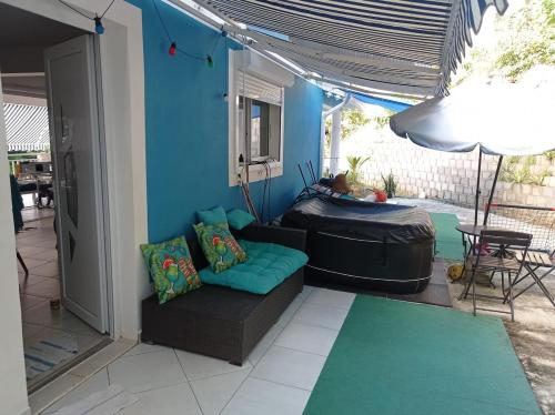 Villa blue lagoon T5 4 chambres vue mer, 100m plage, jacuzzi, espace jeu