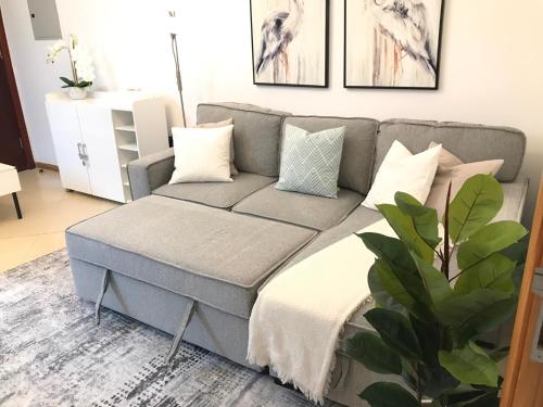 Cozy one bedroom close to beach and metro station, Dubai (foto 9)