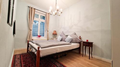 Very Accessible, Cozy and Old Abode but Gold in the heart of the City, Hamburg