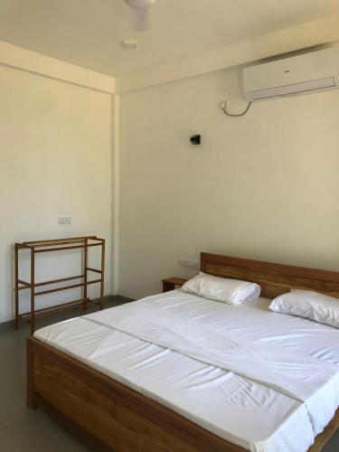 Deluxe Double Room image 7