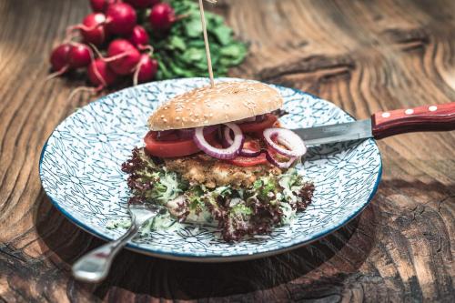 Das Falkenstein - image 4