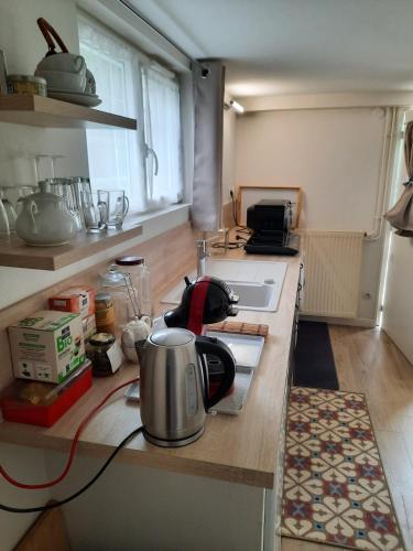 Giverny, Cosy studio au vert in 紀梵尼