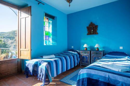 House of Light in Carataunas