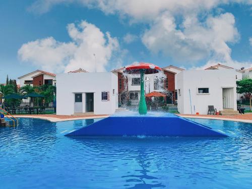 Swimming pool, Casa con piscina privada para familias in La Aurora