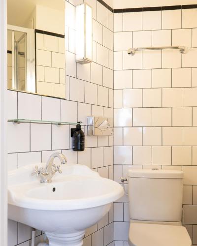 Hôtel Basss - image 13