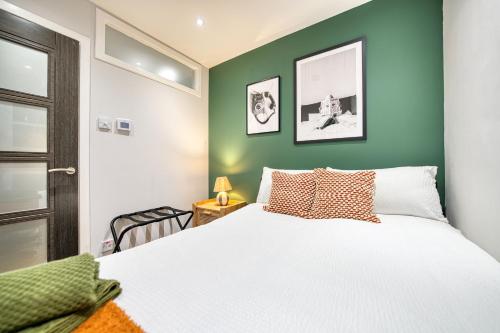 Spacious 4 Bedroom Apt Near West End Glasgow, Glasgow (Foto 9)