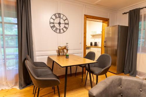 Facilities, Schmuckes Geraumiges Haus mit Garten in Graz fur bis zu 8 Gaste Ideal fur Familien und Gruppen in Wetzelsdorf