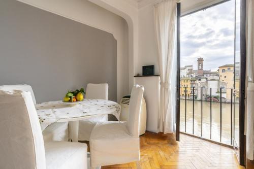 Acciaiuoli 18, Florencia