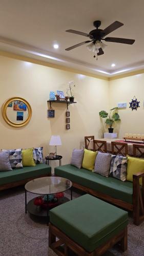 Shachi Beach House – khách sạn tại Lian
