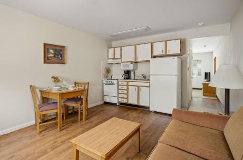 科诺弗/希科里经济公寓式酒店