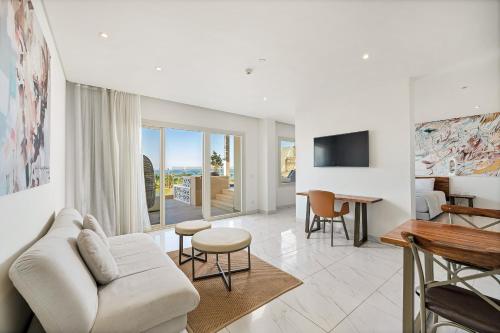 Penthouse Suite with plunge pool room in Steigenberger Pure Lifestyle (Adults Only)