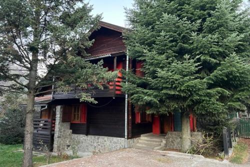 Rustic House, Bran