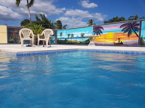 Finca im Grunen, sehr ruhige Lage, Terrasse mit Pool in Peravia