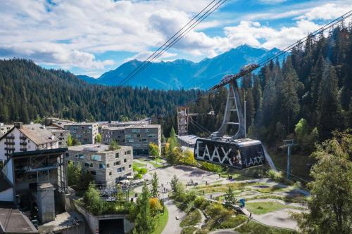 ROCKSRESORT - INH 25801