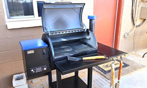 1Bd, King, Brkfst, Large TVs, WD, Sleeps 4, BBQ, Page (fotografie 6)