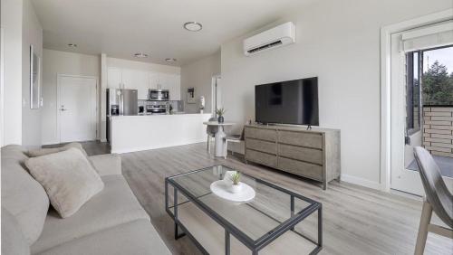 Landing at Marquam Heights - 2 Bedrooms in Southwest Portland