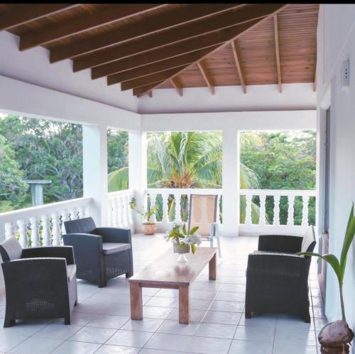 Tropical Garden House Tropical Garden House