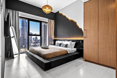 Luxury At The Top- Iconic Burj Views-Dubai Mall Access 2BR by Maxx Value Homes, Dubaj (zdjęcie 4)