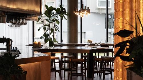 Restaurante, YUST Liege in Liege