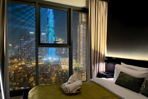 Luxury At The Top- Iconic Burj Views-Dubai Mall Access 2BR by Maxx Value Homes, Dubaj (zdjęcie 8)