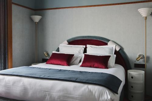 Best Western Plus Hôtel Mercedes Arc de Triomphe - image 6