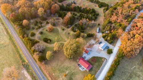 4K Ranch - 10 acre property & home near Hermann 4K Ranch - 10 acre property & home near Hermann