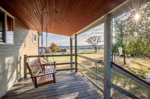 4K Ranch - 10 acre property & home near Hermann 4K Ranch - 10 acre property & home near Hermann