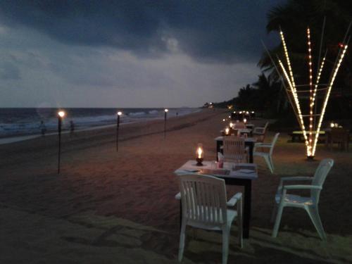 바/라운지, Janus Paradise Rest in 인두루와