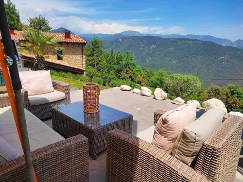 Masía De La Garrotxa (Masia De La Garrotxa) in 拉巴爾德比亞尼亞