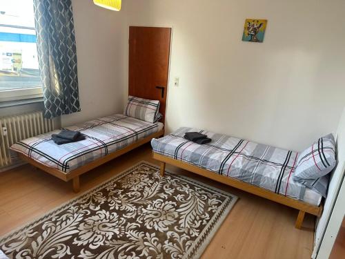 Nette Geste für Monteure