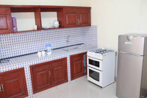 Clayton's place in บูจุมบูรา