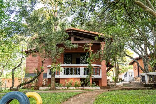 周邊環境, Los Cantares in 皮里韋維