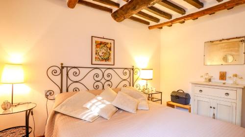 TUSCAN RUSTIC HOUSE - with Garden, Wi-Fi