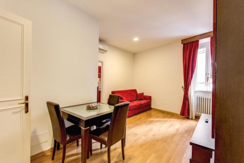 Apollo Apartments Colosseo Apollo Apartments Colosseo is perfectly located for both business and leisure guests in Rome. The property offers a wide range of amenities and perks to ensure you have a great time. Service-minded st