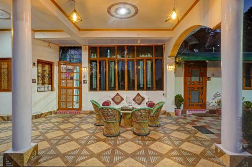 200平方米2臥室獨立屋 (格蒂亞) - 有2間私人浴室 (Nature's Vibe Homestay-Hill View, Garden and Patio) in 奈尼塔爾