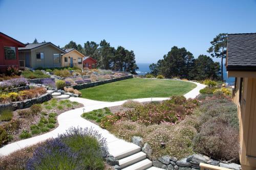 Cottages At Little River Cove In Ca