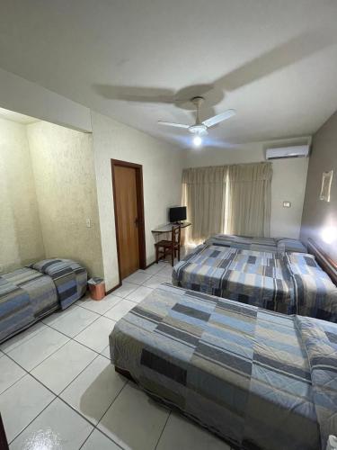 1 double bed, 3 twin beds