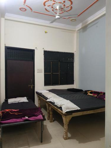 AC home stay - image 4