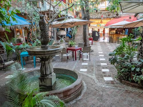 The Octopuss Garden Hostel in Cruz de Huanacaxtle, Mexico
