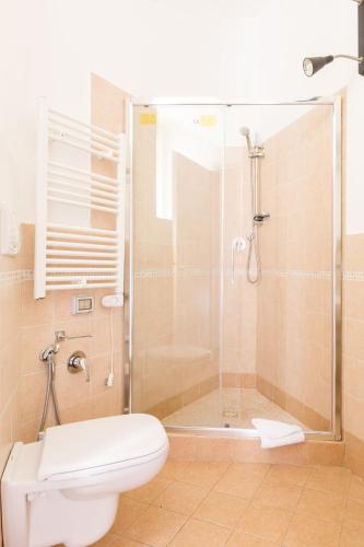 B&B Calamatta - image 4