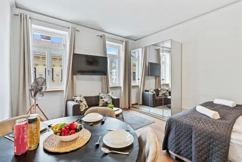 Stylish Studio, Smart TV, 2 Beds in Wien, Österreich