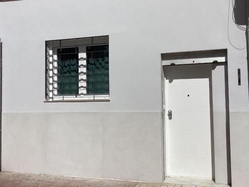 Exterior view, Delicias Beach in Carretera de Cadiz