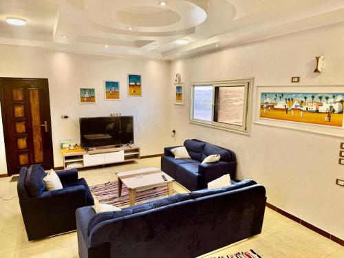 Shared lounge/TV area, wawat in Abu Simbel