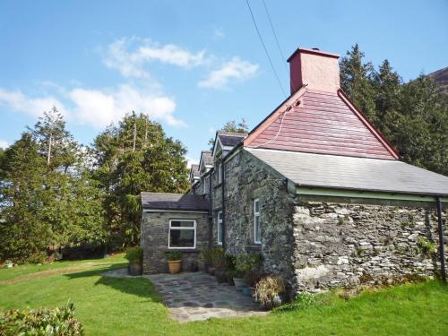 Angelas Farmhouse Lauragh by Trident Holiday Homes in Lauragh